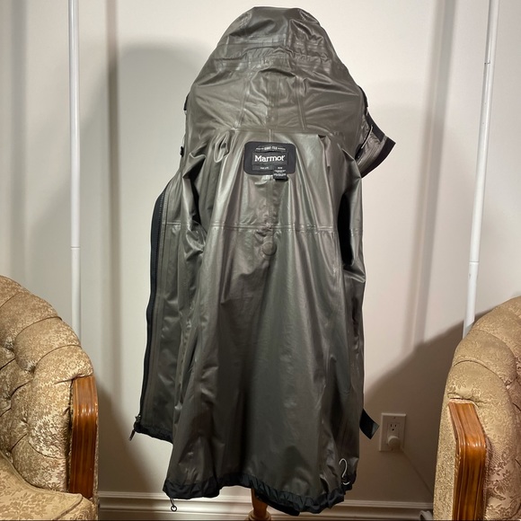 Marmot Minimalist Women’s Jacket - Picture 6 of 7